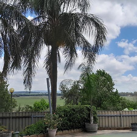 Muswellbrook Northside Bed & Breakfast Eksteriør billede